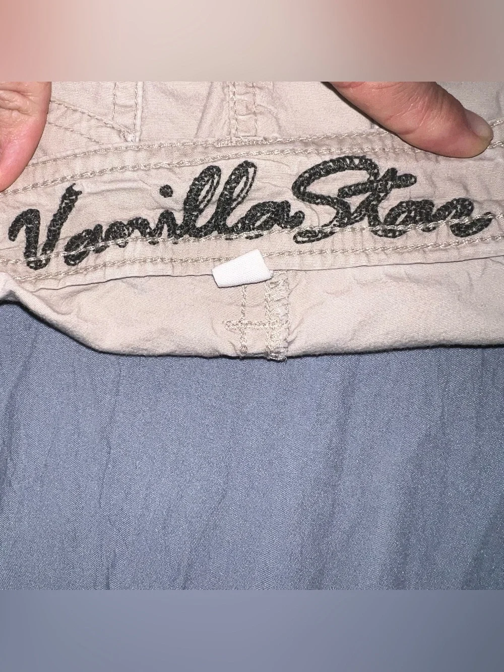 Y2K low rise khaki shorts size 11 (30” waist)